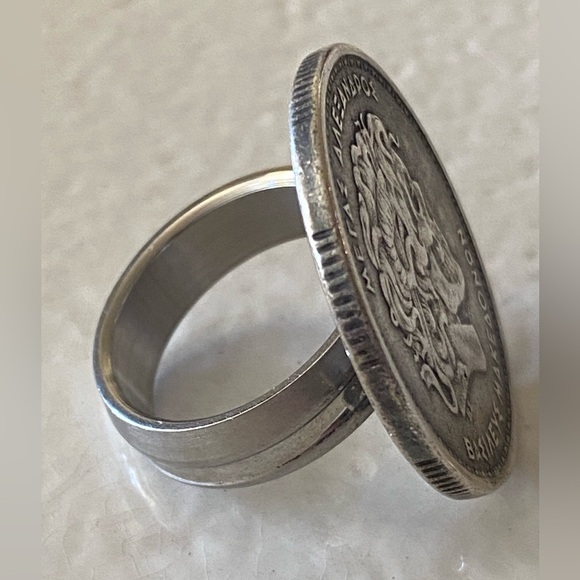 Rewind Silver Coin Ring - Picture 2 of 8
